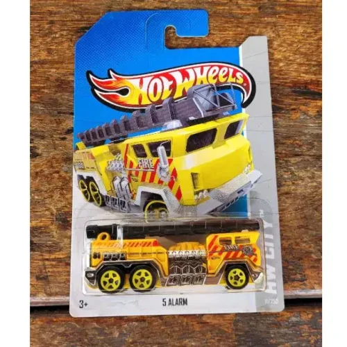 Hot Wheels Caminhão Bombeiros 5 Alarm série HW City de 2013