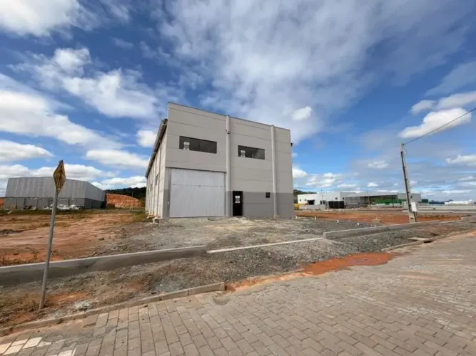 GALPÃO INDUSTRIAL no CORVETA com 0 quartos para LOCAÇÃO, 566 m²