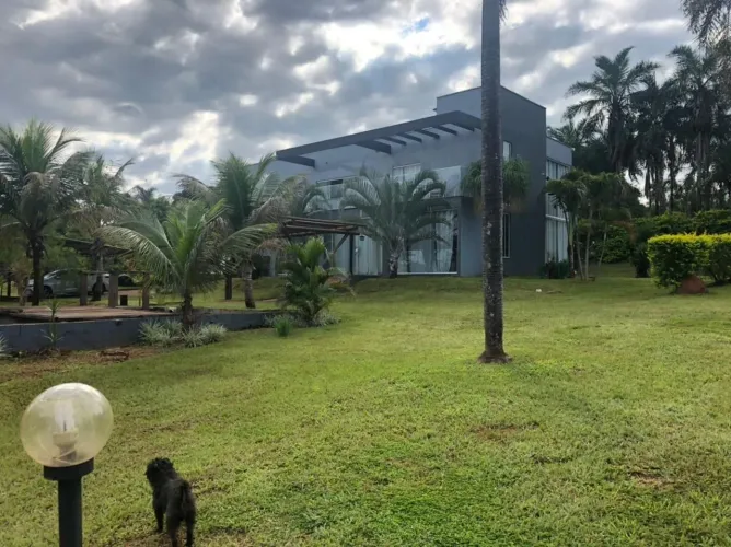 Chácara à Venda no Condomínio Chácaras Eldorado em Uberlândia