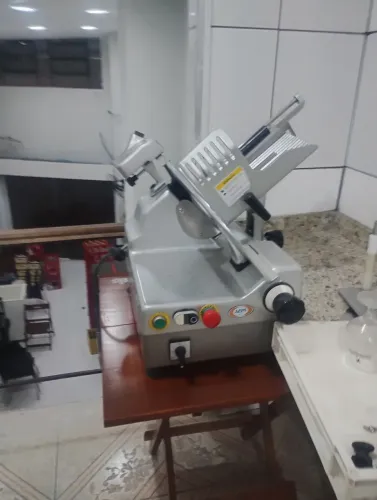 Fatiador de frios automático 