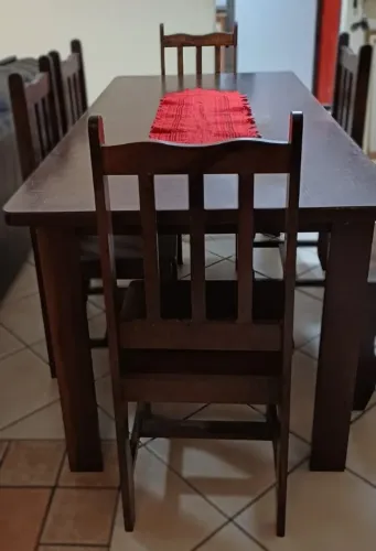 mesa DE MADEIRA 6 cadeiras