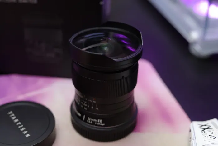 Lente TTArtisan 11mm f/2.8 Fisheye para Canon RF