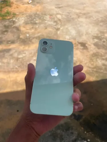 iPhone 12