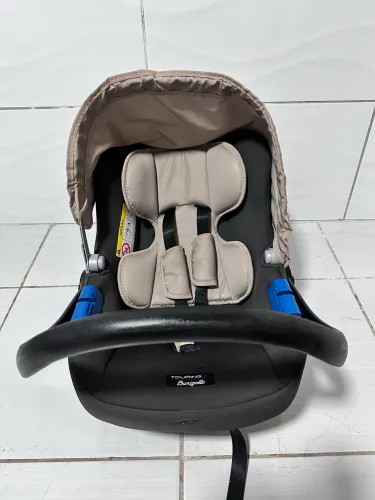 Bebê conforto burigotto