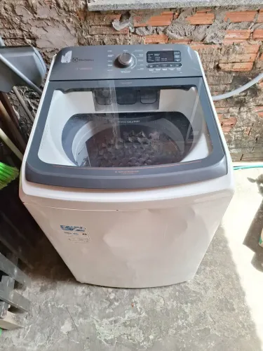 Vendo Máquina de Lavar
