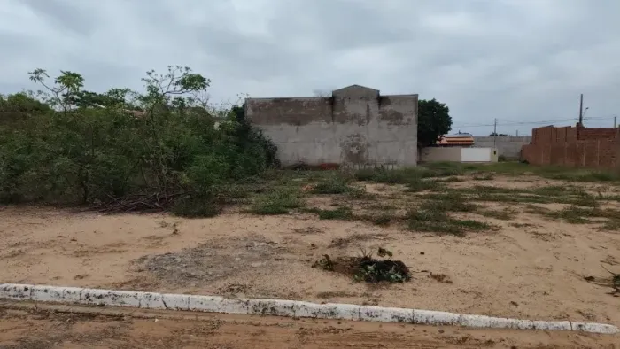 Vende-se terreno no Condomínio Tibiriça em Panorama