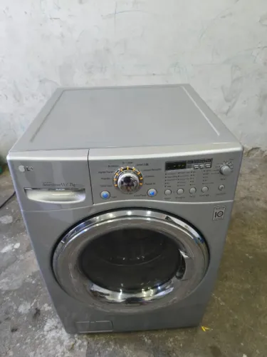 LAVA E SECA LG 11 KILOS