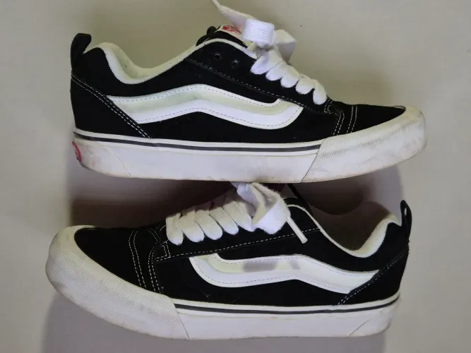 Tênis Vans Knu Skool original