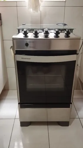Fogão de inox + sofá retrátil 