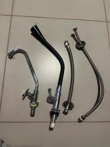 Vendo torneira bancada pia cozinha
