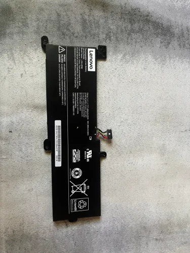 Bateria Original Lenovo Ideapad S145 / 320 / 330 / V14 (L16L2PB2)