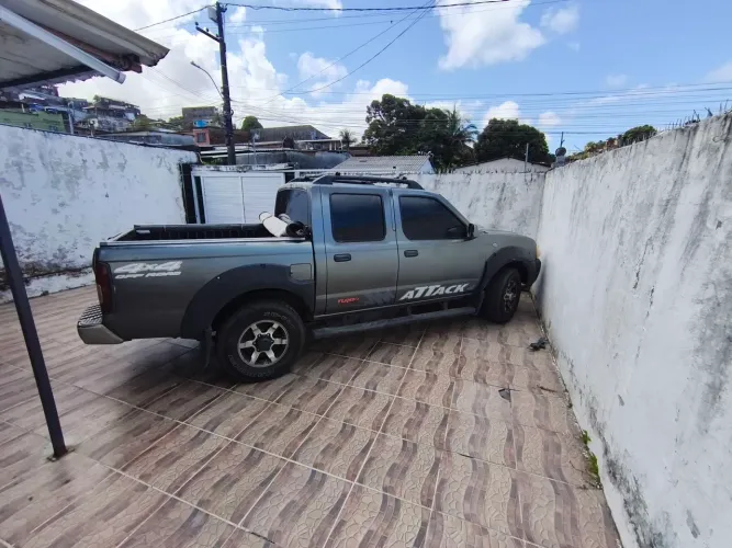 Nissan Frontier SE/ SE ONE CD 4X2 2.8 TDI Dies 2004