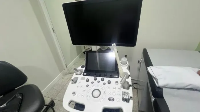 Ultrassom Samsung HS40 Completo c/ 3 Transdutores - Pronto p/ Uso - R$ 90mil