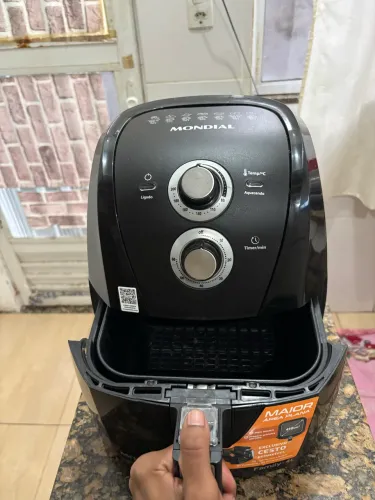Air Fryer Mondial Family 4L Semi Nova