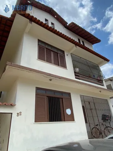 Casa para Venda em Salvador, Santa Mônica, 4 dormitórios, 1 suíte, 1 banheiro, 2 vagas