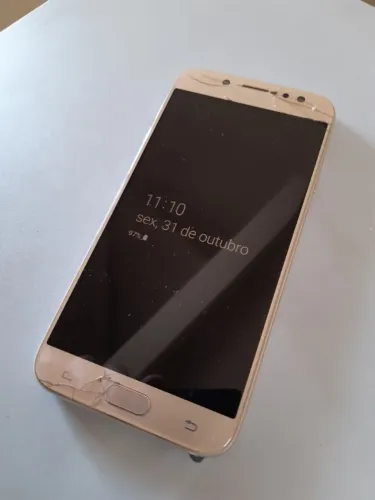 celular sansung J7 PRO