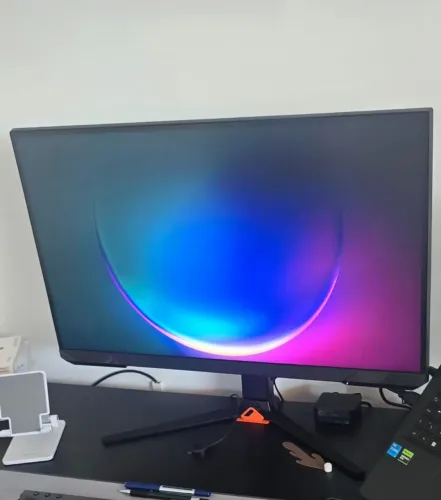 Monitor Samsung 27 - 165hz