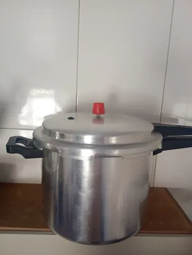 Panela de pressão profissional 22L