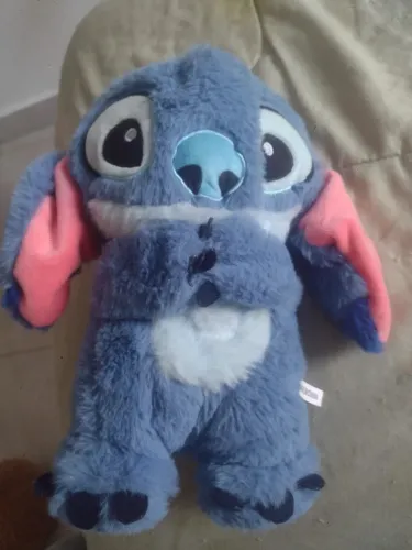 Stich com música