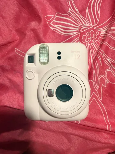 Câmera Polaroid Instax 12 