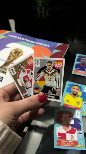 FIGURINHAS EXTRA STICKER PANINI COPA 2026