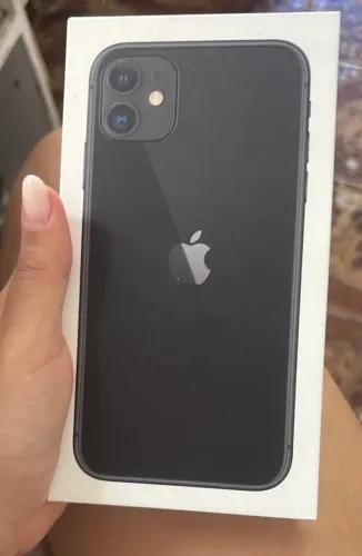 iPhone 11 64 GB - Ótimo Estado 