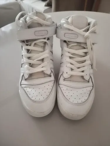 tenis forum mid branco 42