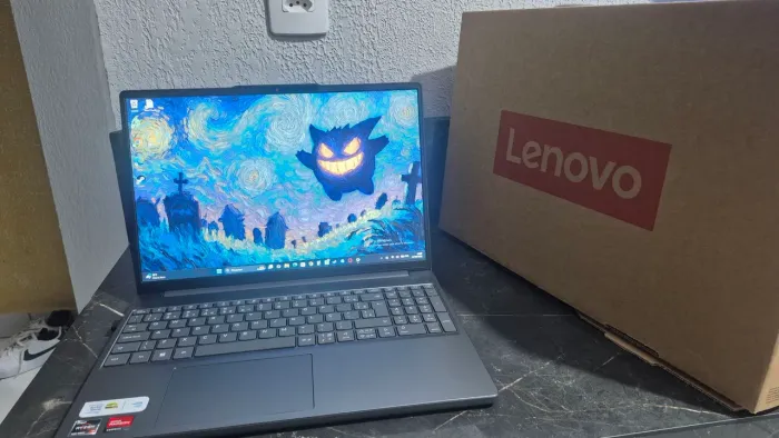 Notebook Lenovo IdeaPad Slim 3 R7 15ARP10 - Seminovo (3 meses de uso)