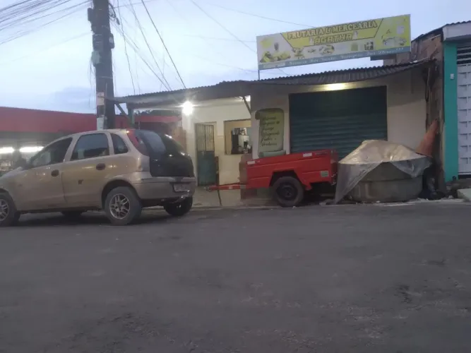 Vendo casa no Monte das oliveiras