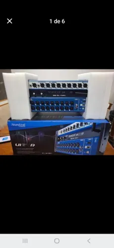 Mesa de som  digital Soundcraft UI24 nova