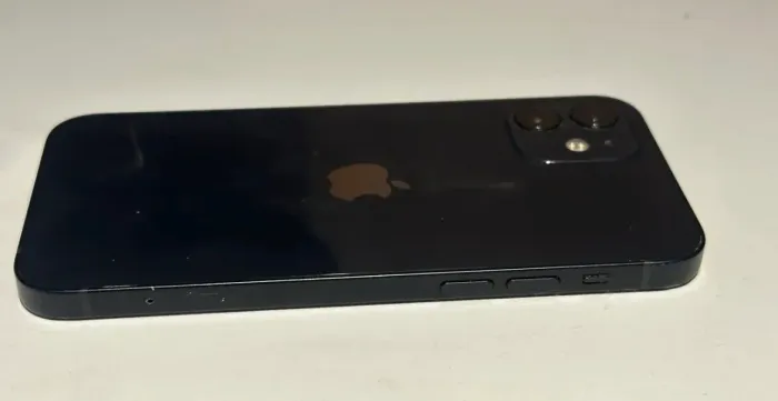 iPhone 12 64gb