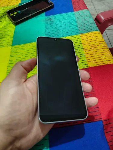 Galaxy A34 semi-novo em excelente estado