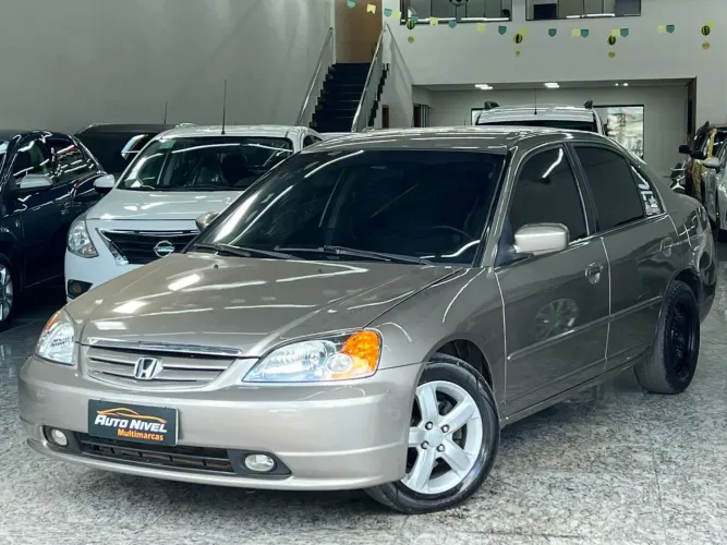 Honda Civic Sedan LX 1.7 16V 115cv Mec. 4P 2003