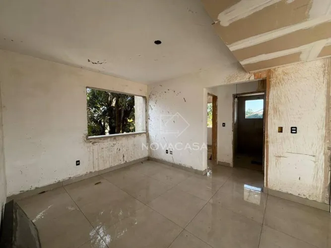 Apartamento com 2 dormitórios à venda, 48 m² por R$ 310.000,00 - Maria Helena - Belo Horiz