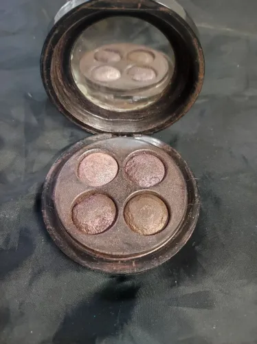 Quarteto de sombras MAC