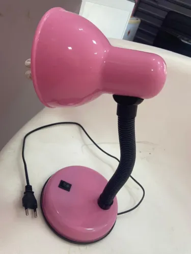 Vendo lanterna para mesa de manicure 
