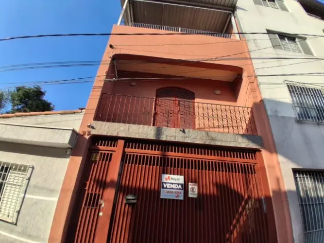 Vende-de Casa em Mogi das Cruzes no Centro 2 quartos com suite , 3 andar