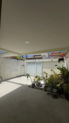  ALUGO CASA PARA TEMPORADA EM CABO FRIO - RJ ?