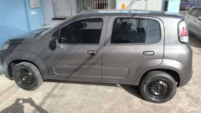 Fiat Uno Attractive 1.0 EVO Fire Flex 8V 5P 2020