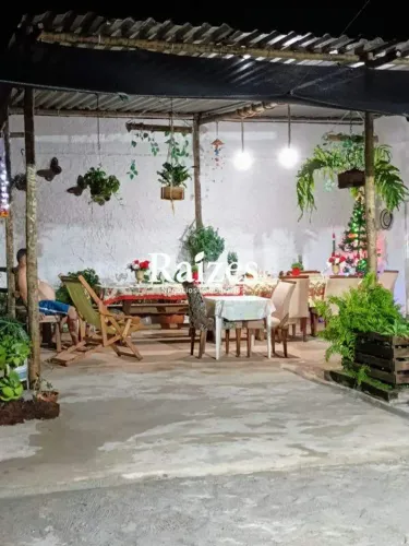 Casa no bairro Osvaldo Rezende com 3 quartos