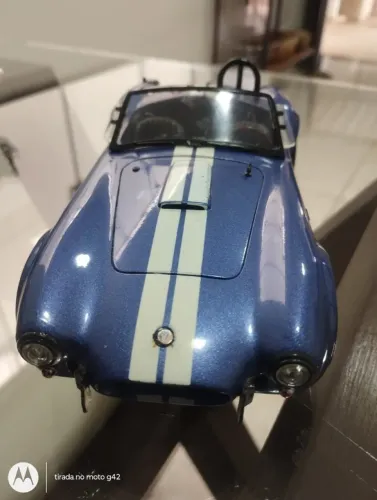 Miniatura 1/18 - Shelby Cobra Azul