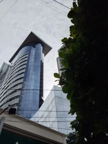 Att. Odontólogos- Ed. Uber Office - consultório montado, 37m2, tudo novo, - Pça B. Campos