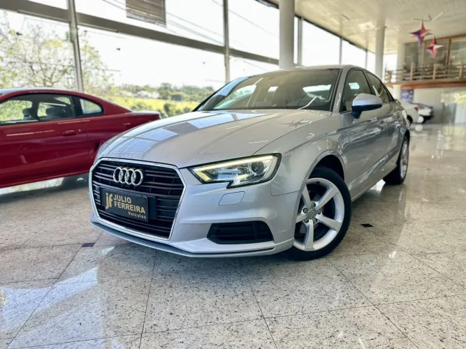 Audi A3 Sedan 1.4 TFSI Flex Tiptronic 4P 2018