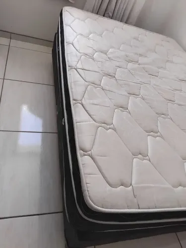 Cama casal box c/ colchão