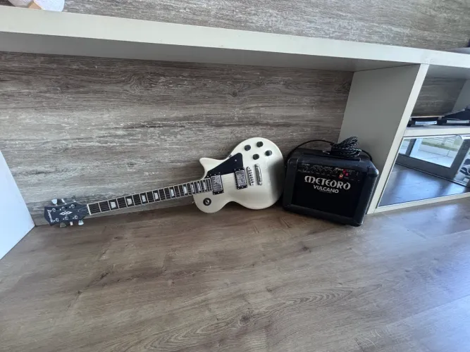 Guitarra Strinberg LPS 230