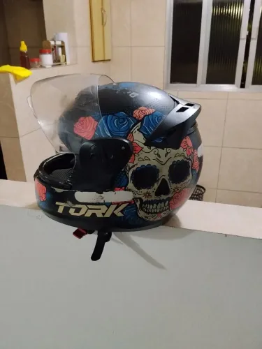 Capacete