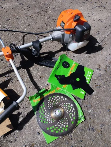 Vendo roçadeira multifuncional gasolina profissional 7 em 1 nakasaki