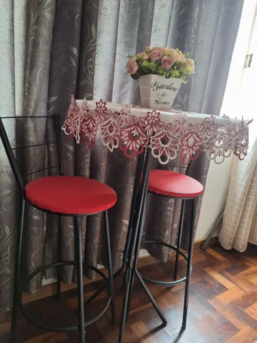 Mesa Bistro + 2 banquetas