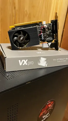 Placa de vídeo GT 740
