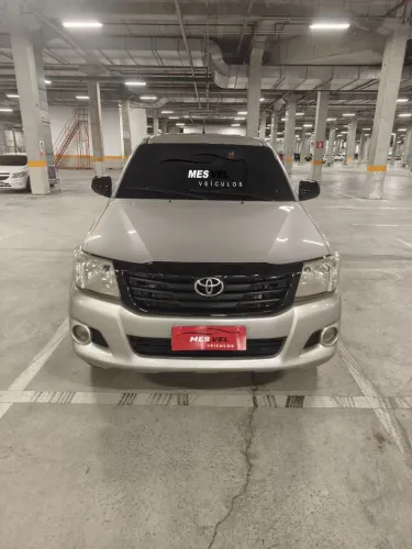 Toyota Hilux CD 2.5 ano 2012